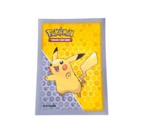 Losse Ultra Pro Pikachu sleeve uit 2015, vooraanzicht